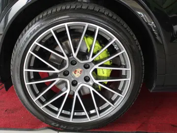 Cayenne Coupe E-Hybrid Platinum Edition