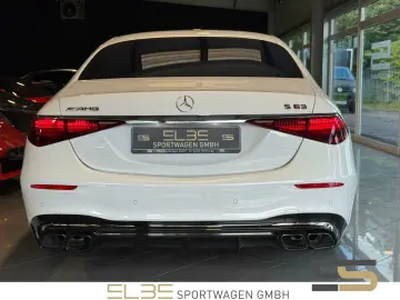 e AMG Perfromance PANO ACTIVERIDE HUD EXECU NIGH