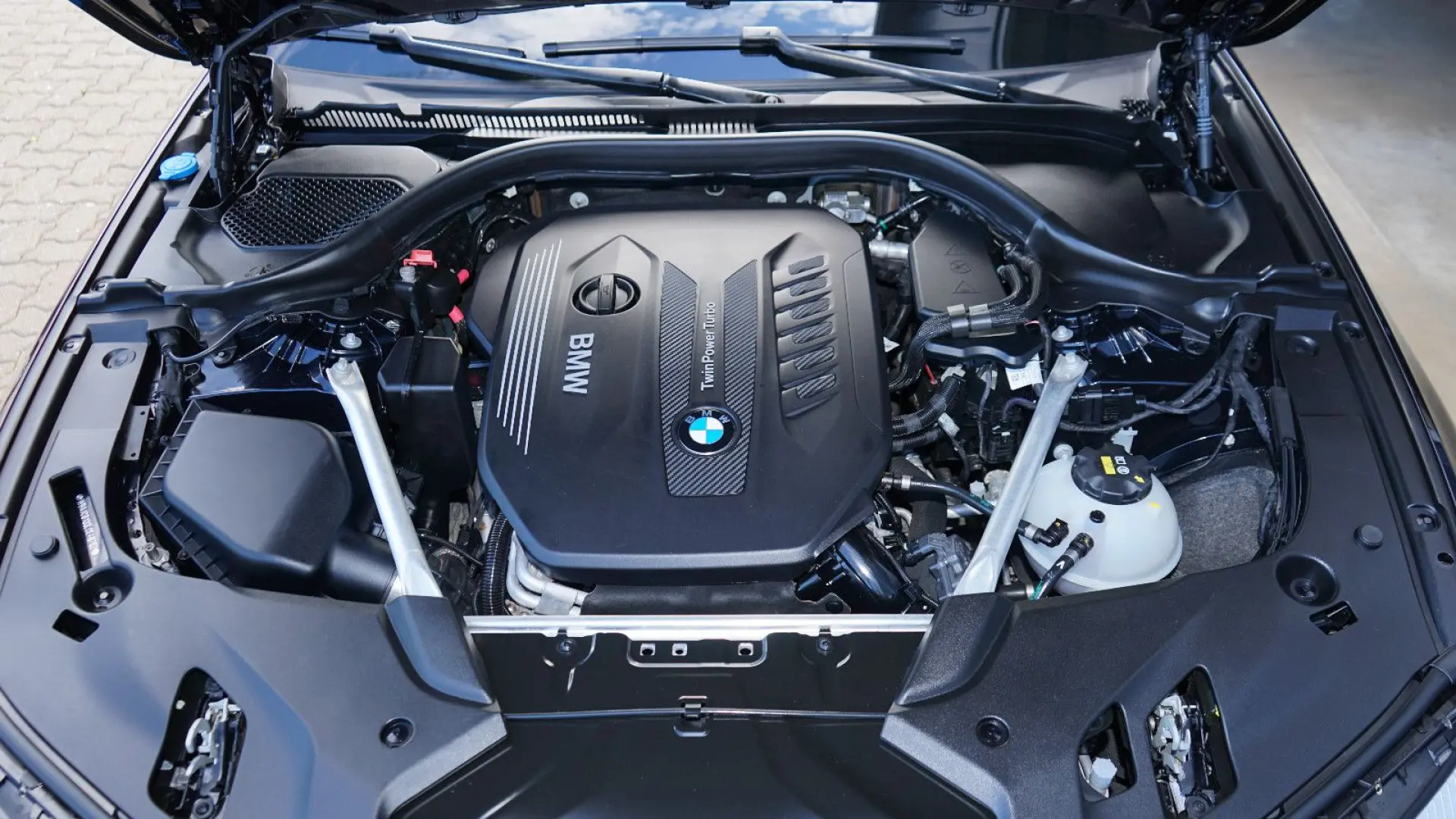 530 D A. STEP. M-SPORTPAKET LED ACC VIRTUAL