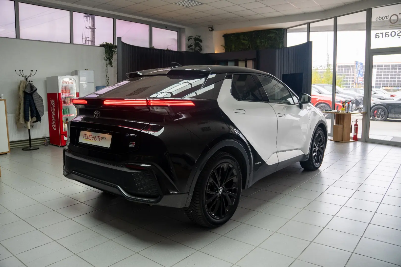 Toyota C-HR 2.0 Hybrid GR SPORT  STOC  4 ANI GARANTIE