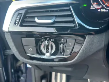 520 d M Sport Lim. HUD ALCANTARA LED KAM TEMP