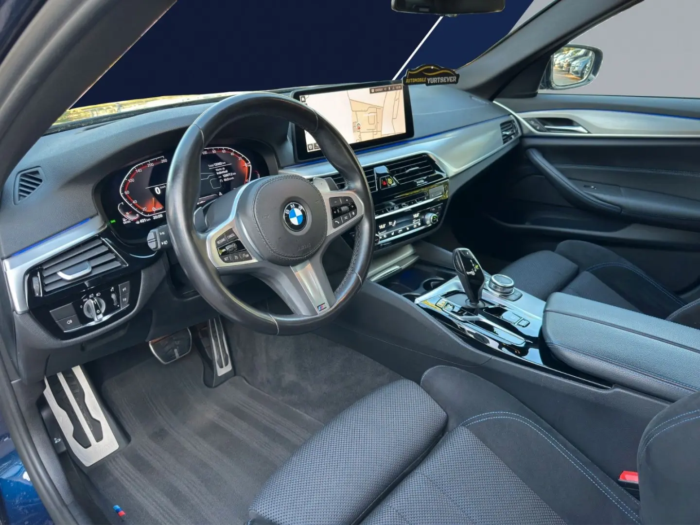 520 d M Sport Lim. HUD ALCANTARA LED KAM TEMP