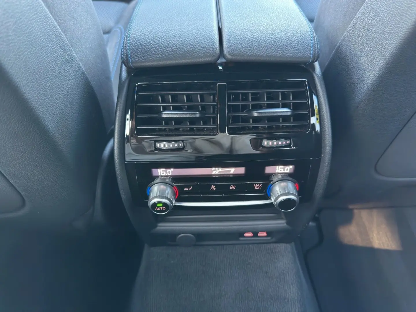 520 d M Sport Lim. HUD ALCANTARA LED KAM TEMP