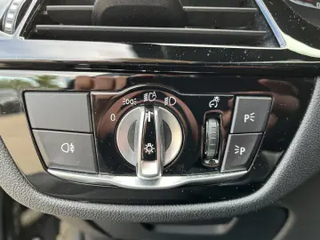 520d M Sport Business HUD SHZ AHK LED Laserlicht