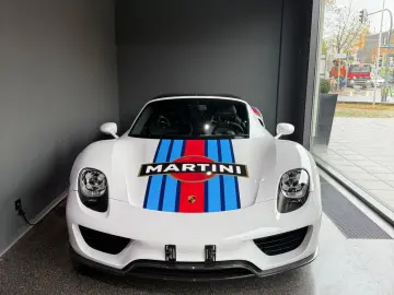 918 SPYDER   LIFTING   CARBON