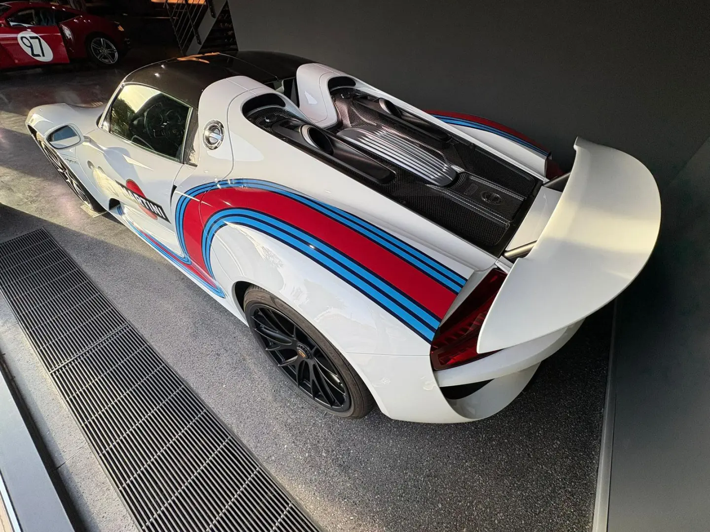 918 SPYDER   LIFTING   CARBON