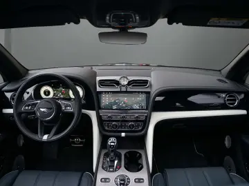 Bentayga EWB Mulliner V8