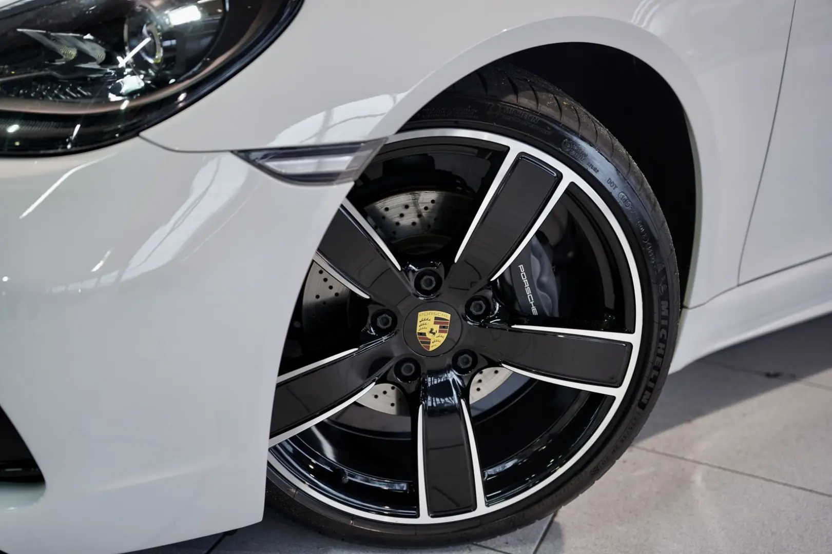 Boxster 718 PDK Sport Design Chrono S-Abgas BOSE