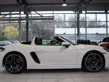 Boxster 718 PDK Sport Design Chrono S-Abgas BOSE