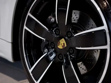 Boxster 718 PDK Sport Design Chrono S-Abgas BOSE