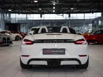 Boxster 718 PDK Sport Design Chrono S-Abgas BOSE