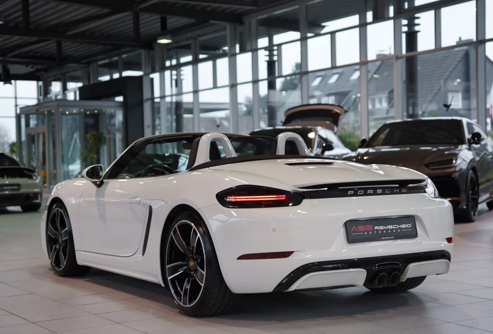 Boxster 718 PDK Sport Design Chrono S-Abgas BOSE