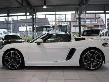 Boxster 718 PDK Sport Design Chrono S-Abgas BOSE