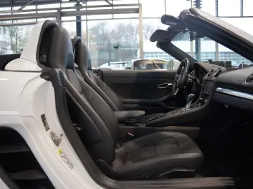 Boxster 718 PDK Sport Design Chrono S-Abgas BOSE