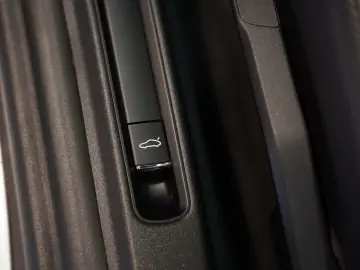 Boxster 718 PDK Sport Design Chrono S-Abgas BOSE