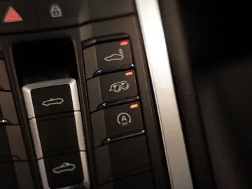 Boxster 718 PDK Sport Design Chrono S-Abgas BOSE