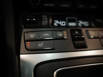 Boxster 718 PDK Sport Design Chrono S-Abgas BOSE