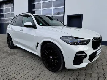 X5 xDr. 45e M SPORT PANO AHK H&K LASER SITZLÜFT.