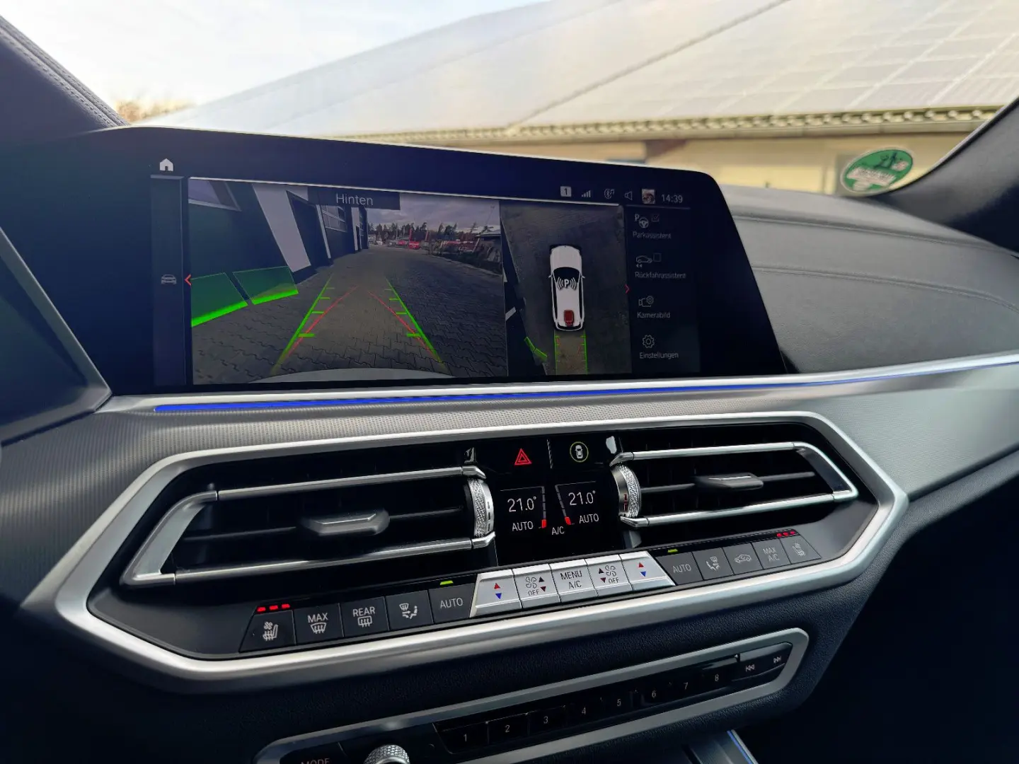 X5 xDr. 45e M SPORT PANO AHK H&K LASER SITZLÜFT.