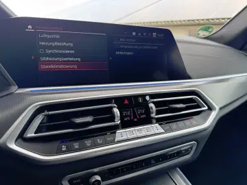 X5 xDr. 45e M SPORT PANO AHK H&K LASER SITZLÜFT.