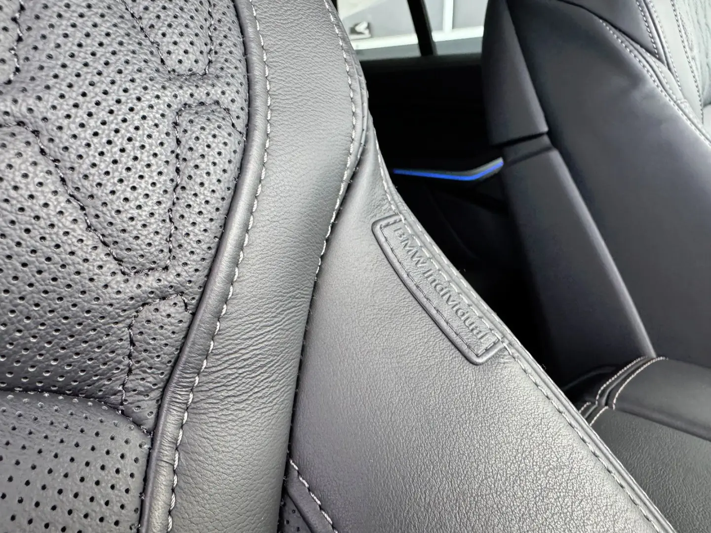 X5 xDr. 45e M SPORT PANO AHK H&K LASER SITZLÜFT.