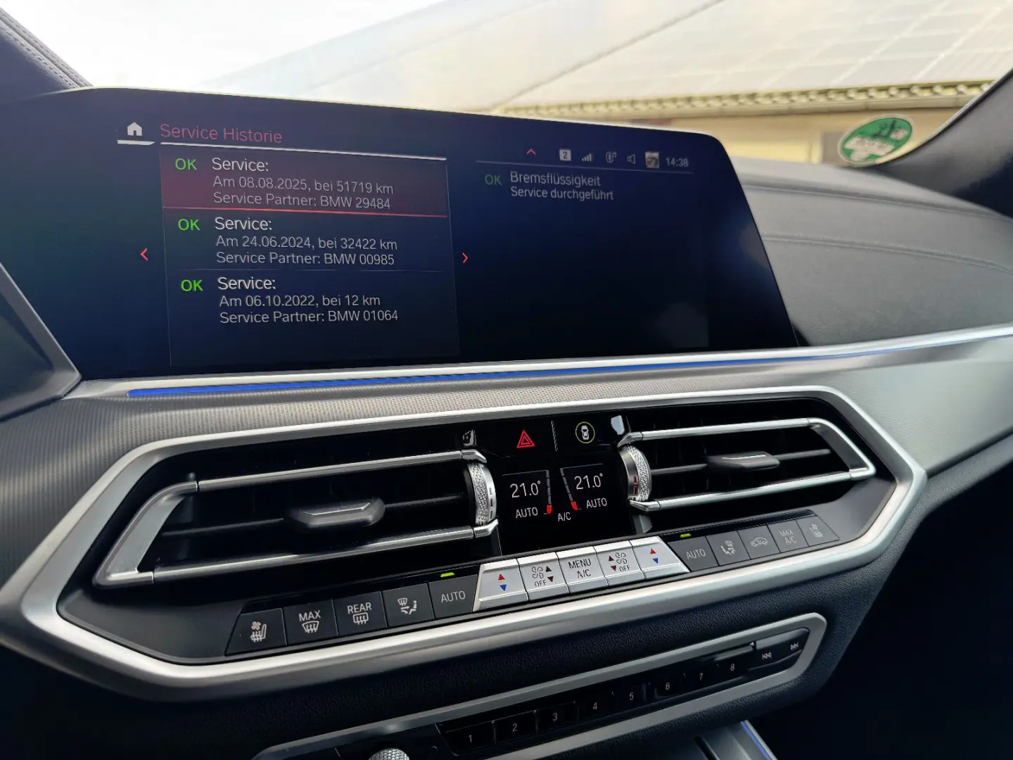 X5 xDr. 45e M SPORT PANO AHK H&K LASER SITZLÜFT.