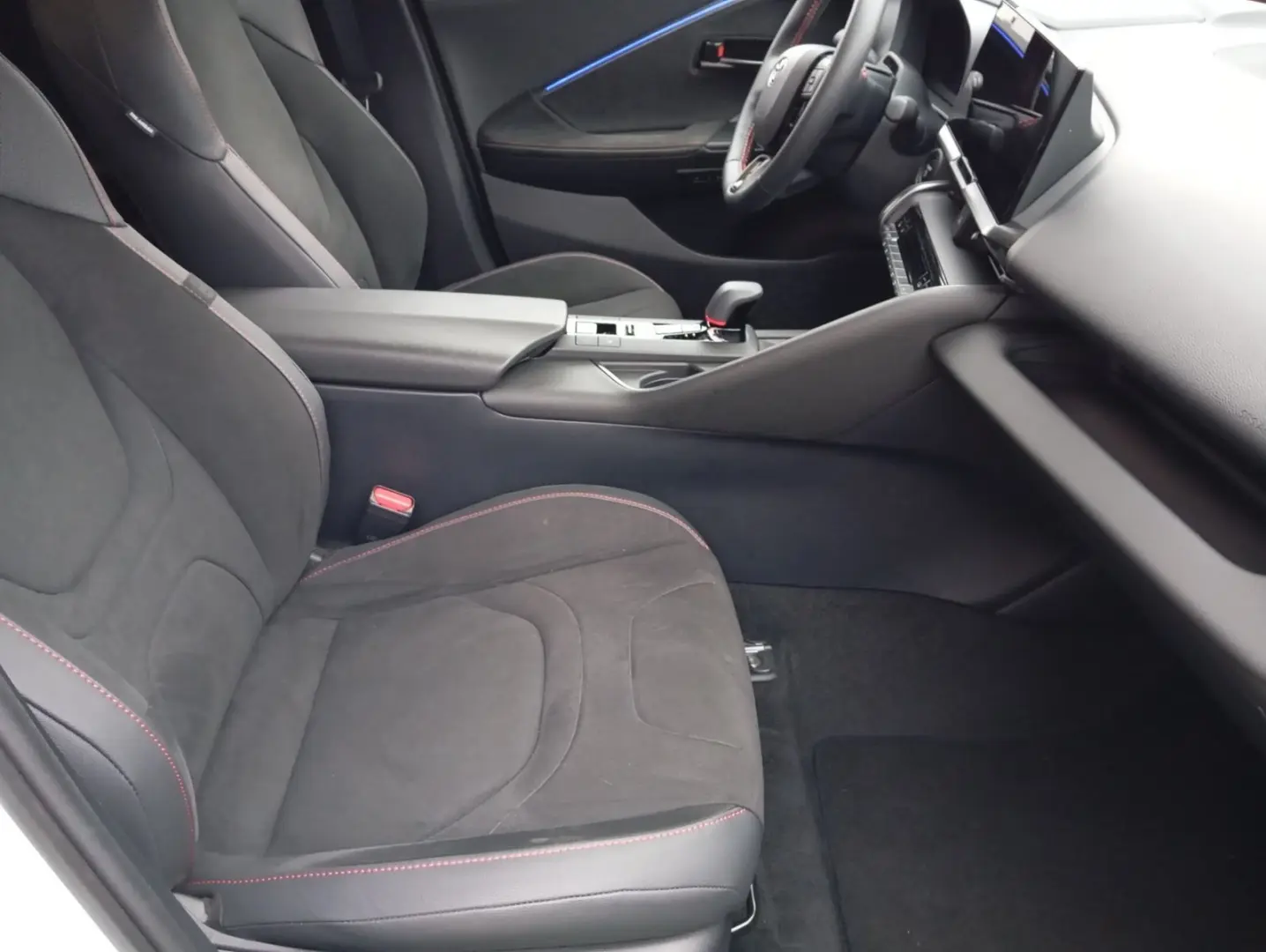 C-HR 2.0l Hybrid AWD GR Sport Premiere