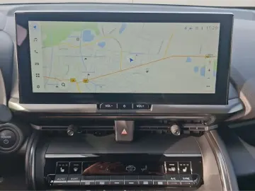 C-HR Plug-In Hybrid  GR Sport Premiere !!