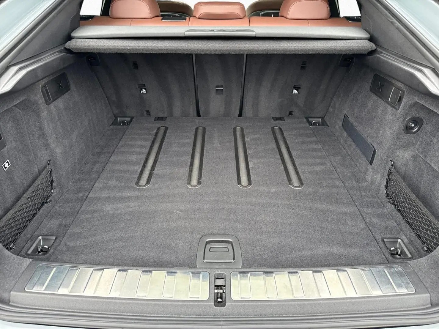 X6 xDr 40d M SPORT PRO Pano AHK StHzg KomSi H K