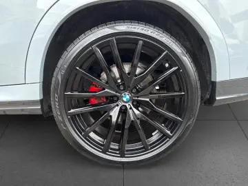 X6 xDr 40d M SPORT PRO Pano AHK StHzg KomSi H K