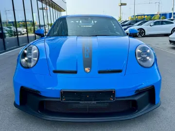 911 992 GT3 SCHALE MATRIX LIFT BOSE RKAM APROVED