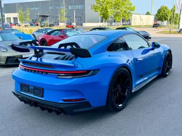 911 992 GT3 SCHALE MATRIX LIFT BOSE RKAM APROVED