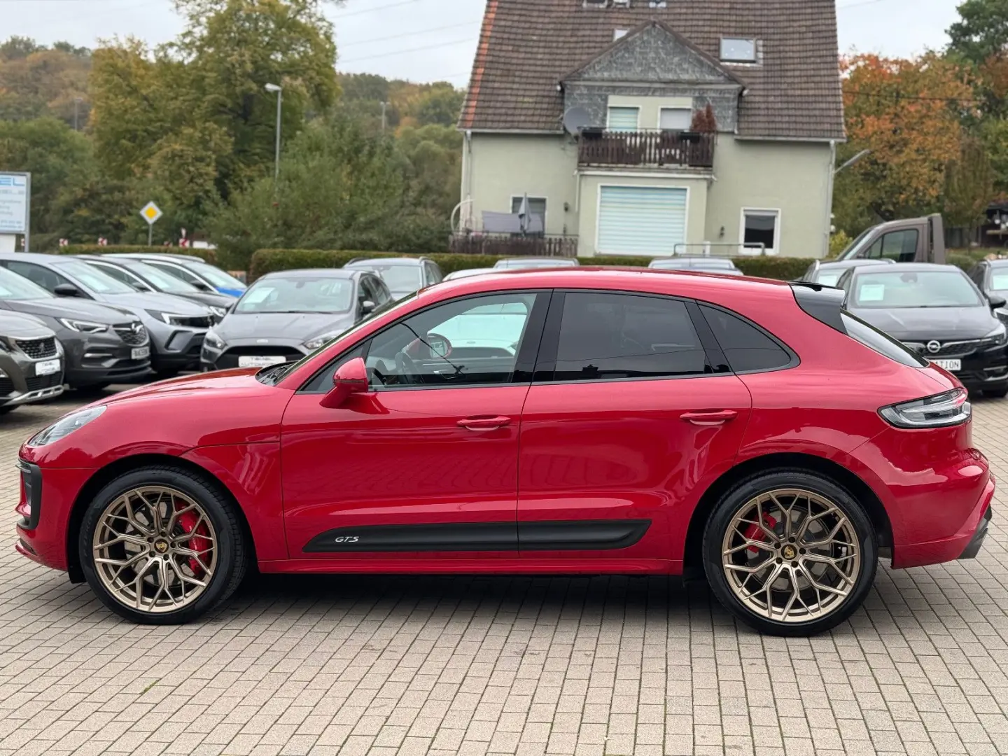 Macan GTS  APPROVED CHRONO DEUTSCHES-FRZG