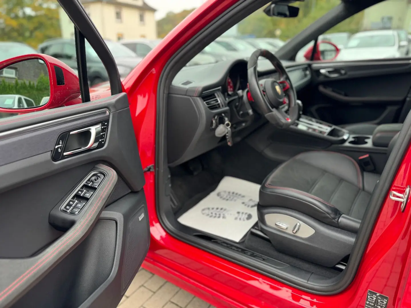 Macan GTS  APPROVED CHRONO DEUTSCHES-FRZG