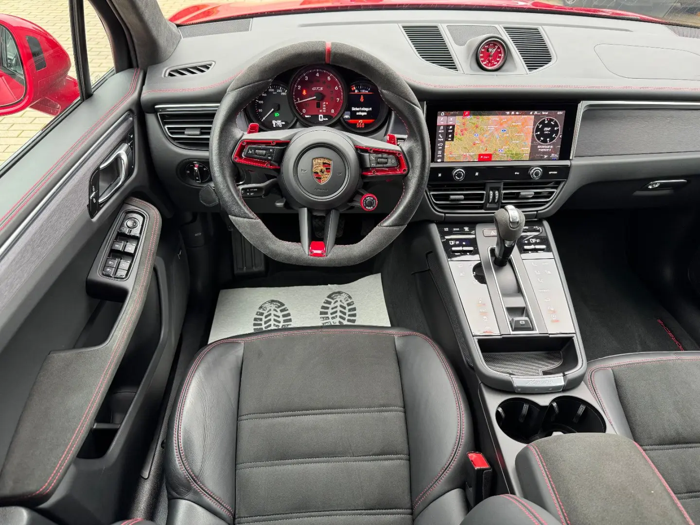 Macan GTS  APPROVED CHRONO DEUTSCHES-FRZG