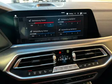 X5 xDr45 e M Sport B&W AHK Pano Sitzkl Massage