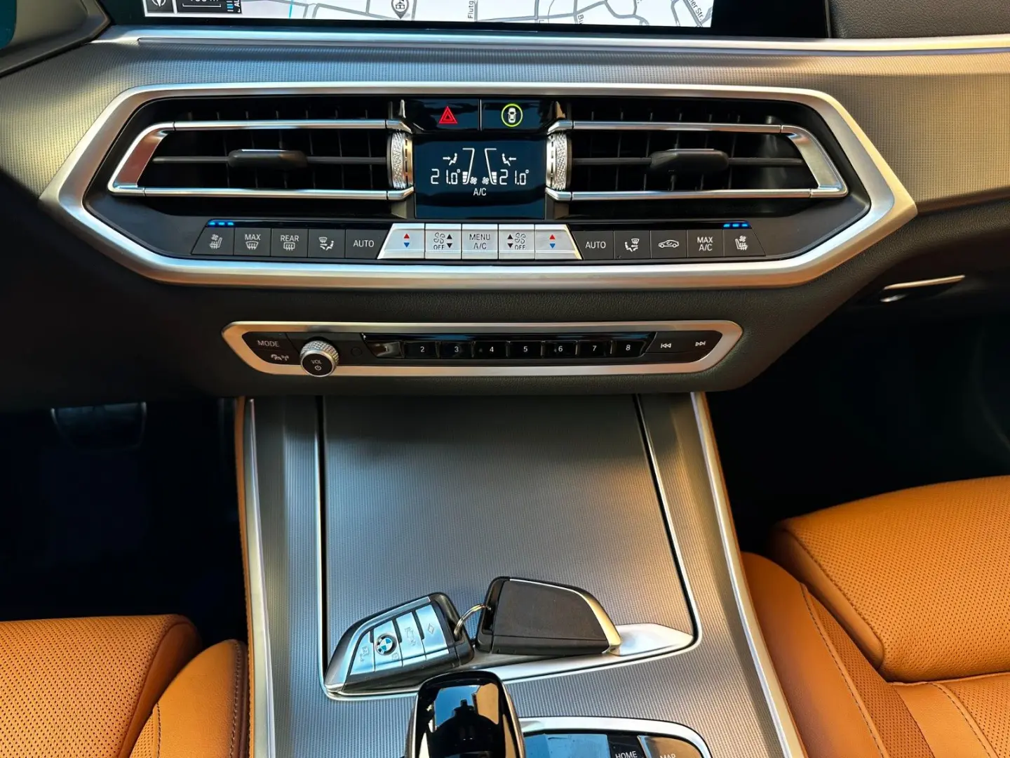 X5 xDr45 e M Sport B&W AHK Pano Sitzkl Massage