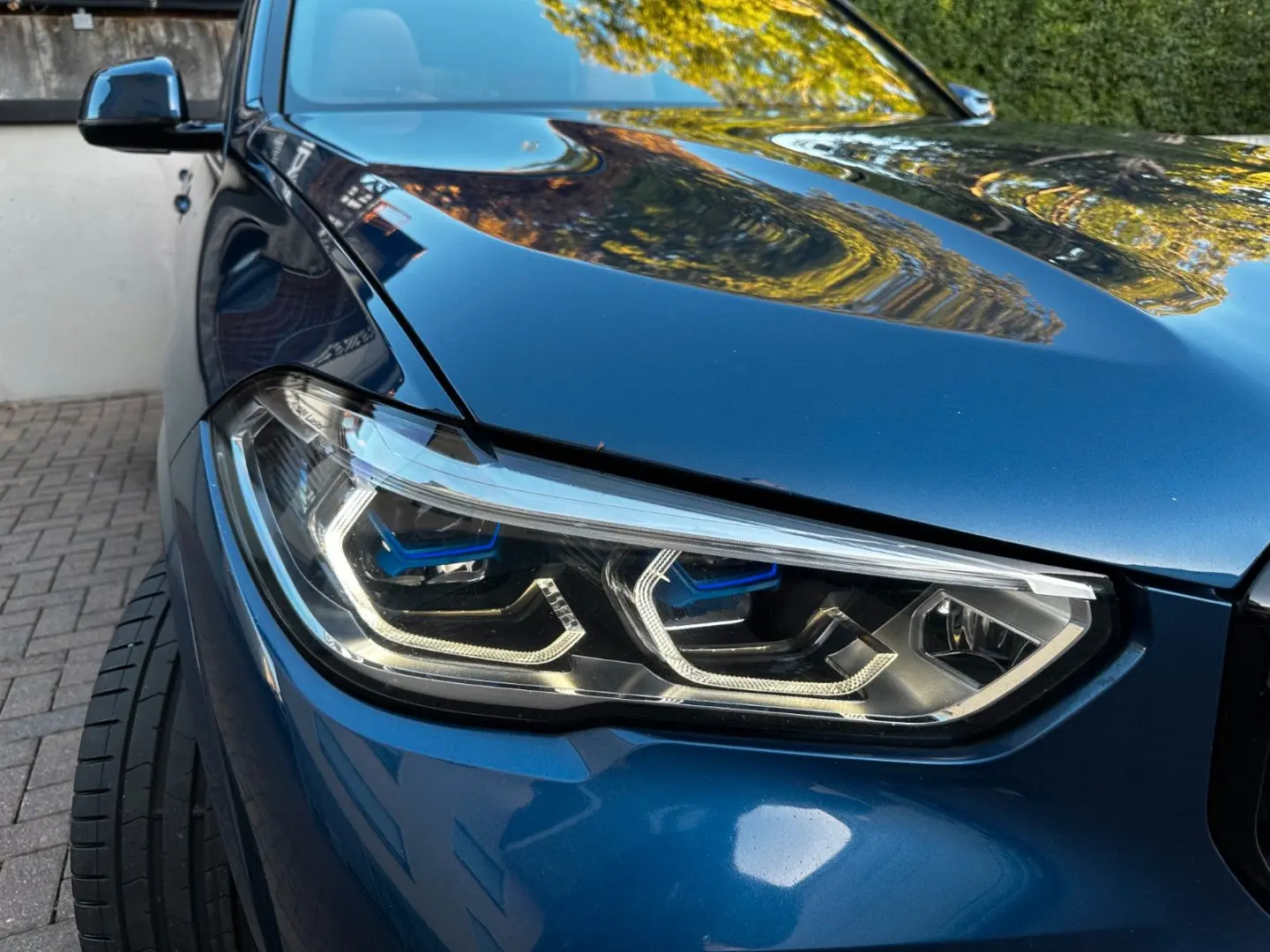 X5 xDr45 e M Sport B&W AHK Pano Sitzkl Massage