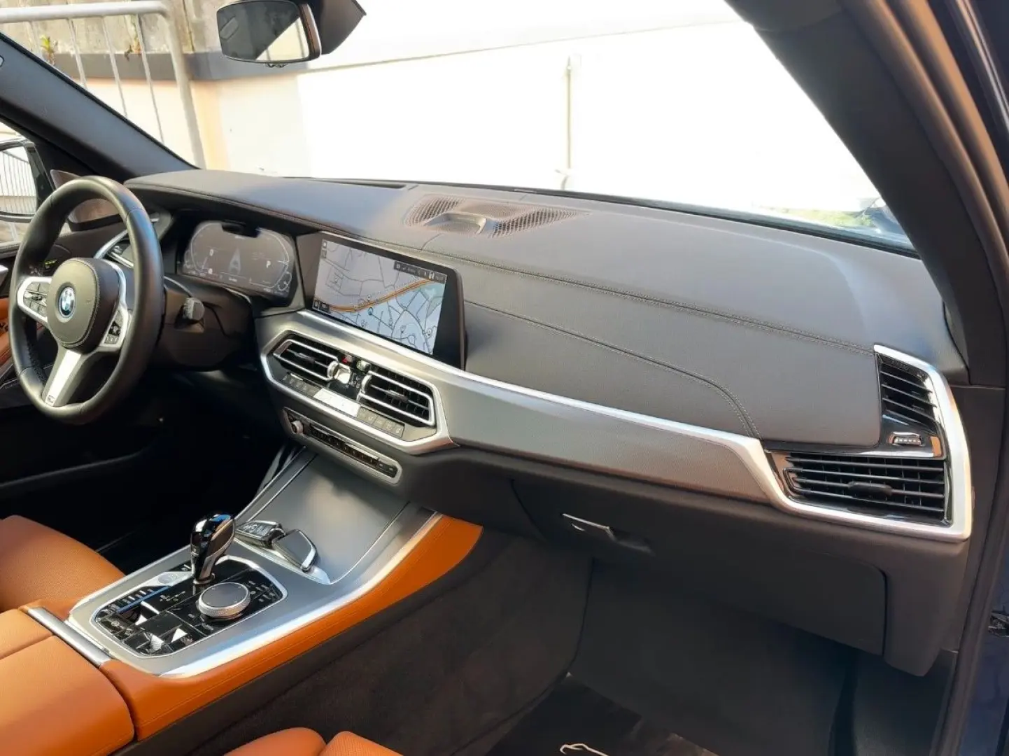 X5 xDr45 e M Sport B&W AHK Pano Sitzkl Massage