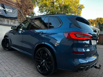X5 xDr45 e M Sport B&W AHK Pano Sitzkl Massage