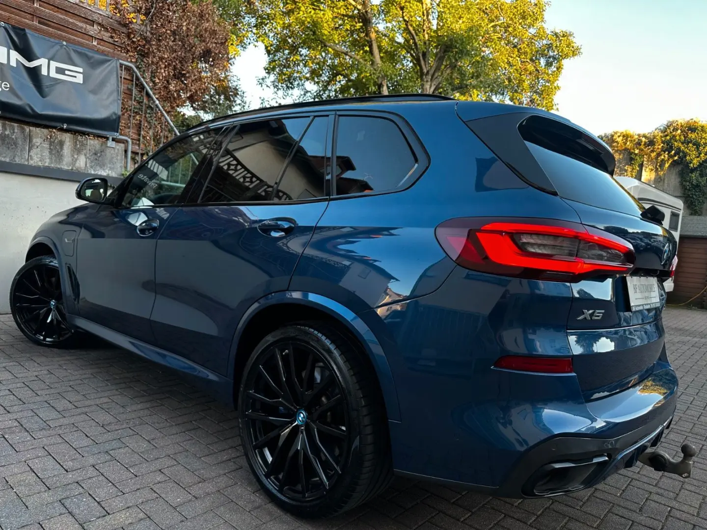 X5 xDr45 e M Sport B&W AHK Pano Sitzkl Massage
