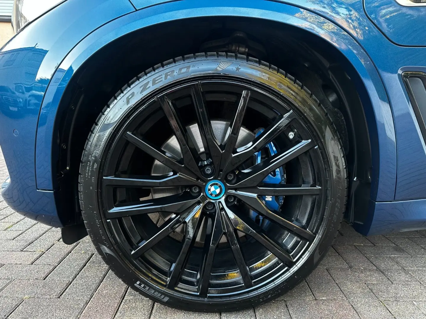 X5 xDr45 e M Sport B&W AHK Pano Sitzkl Massage