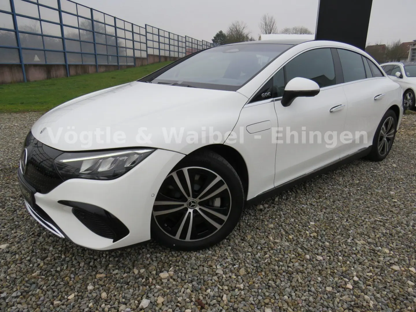 EQE 300 PANO HEAD-UP HA-LENKUNG BEH.FRONTSCHEIBE