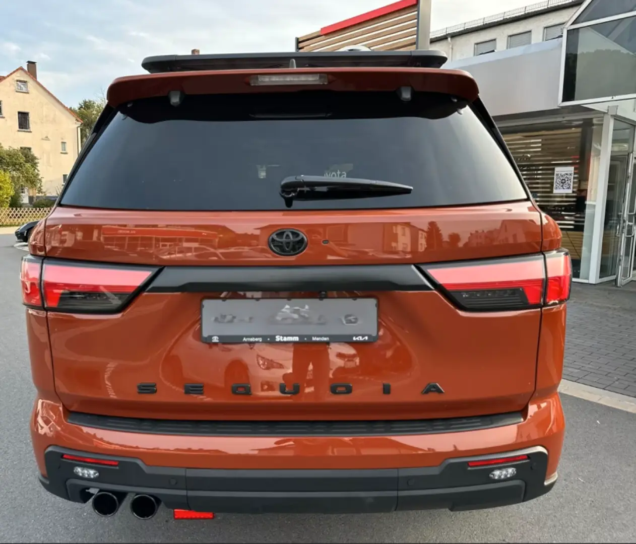 Toyota Sequoia TRD Pro 4WD i-FORCE MAX