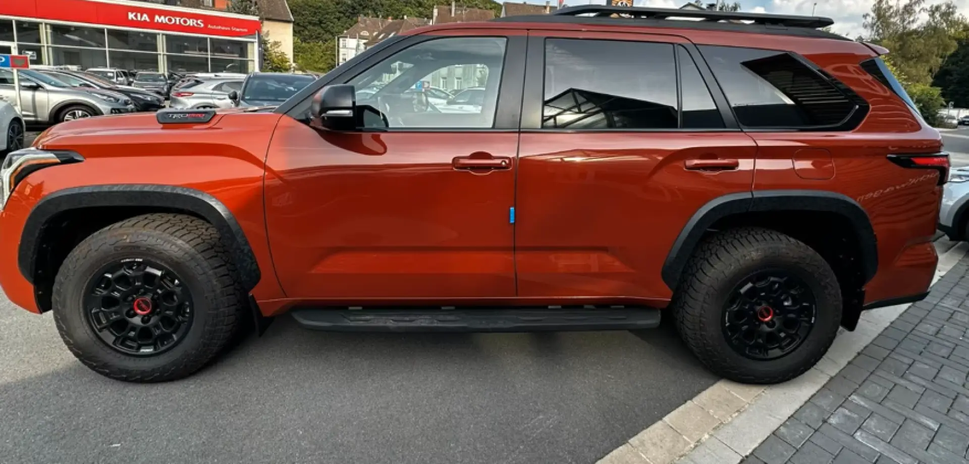 Toyota Sequoia TRD Pro 4WD i-FORCE MAX