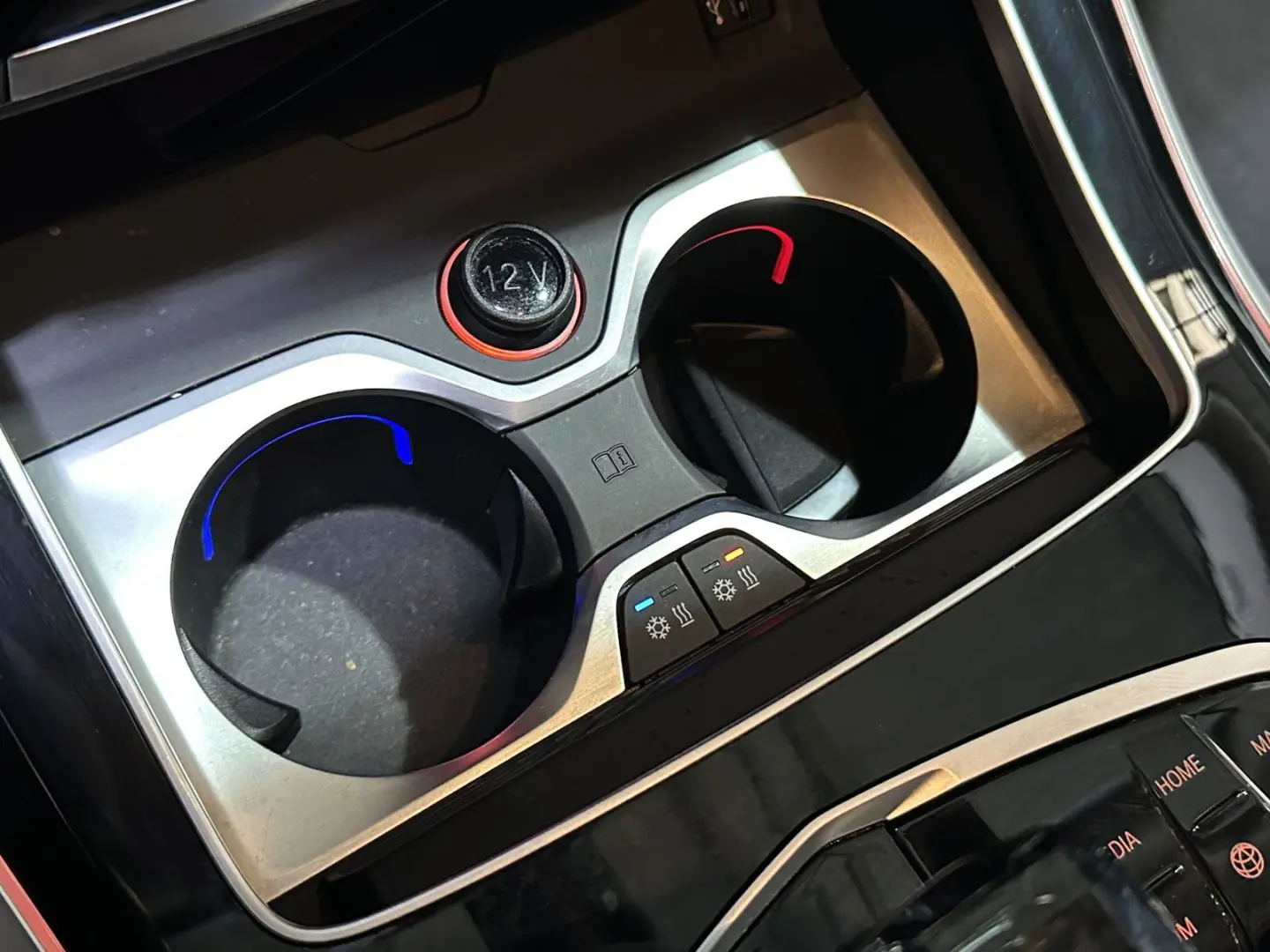 X5 45e Innovations 4XSHZ LED R.Cam Nav HUD 22LM