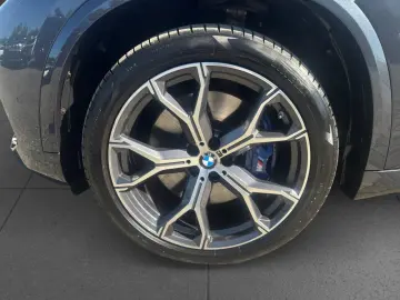 X5 xDr 30d MSport Laser HUD H&K SoftClose GestureControl