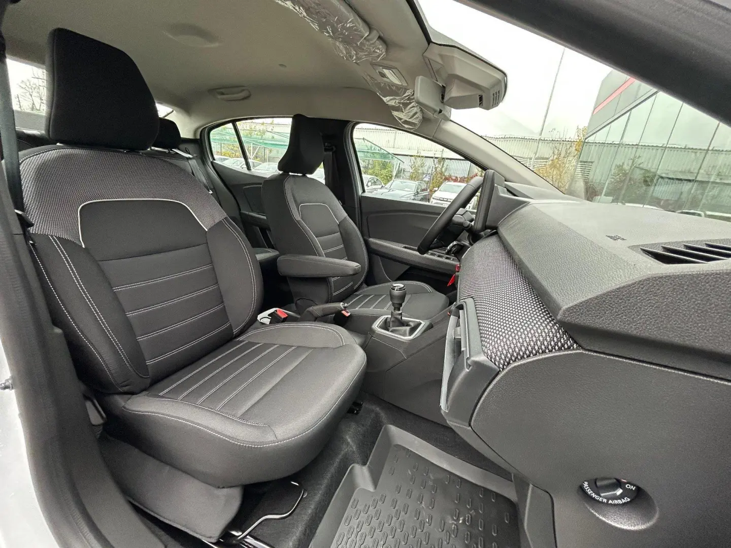 Dacia Logan ECO-G 100 MT6 Expression 2025