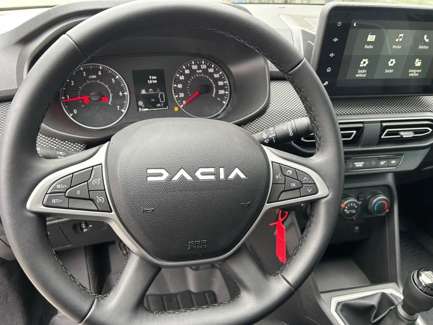Dacia Logan ECO-G 100 MT6 Expression 2025
