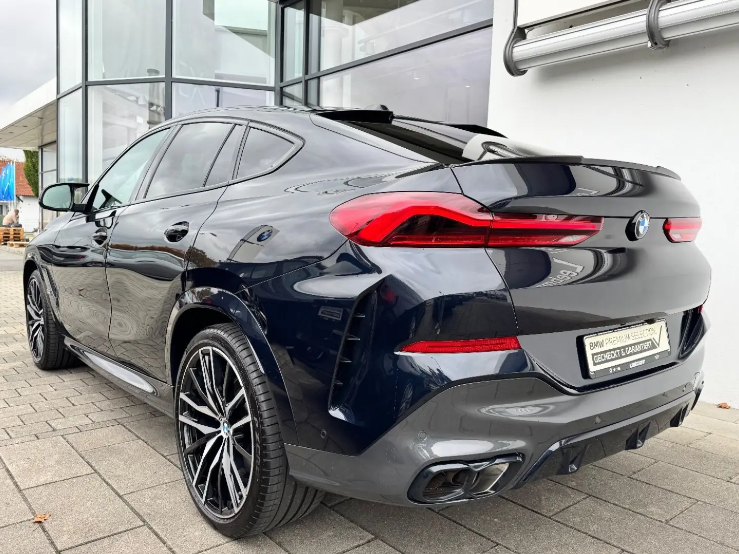 X6 M60i M-Sport-Pro